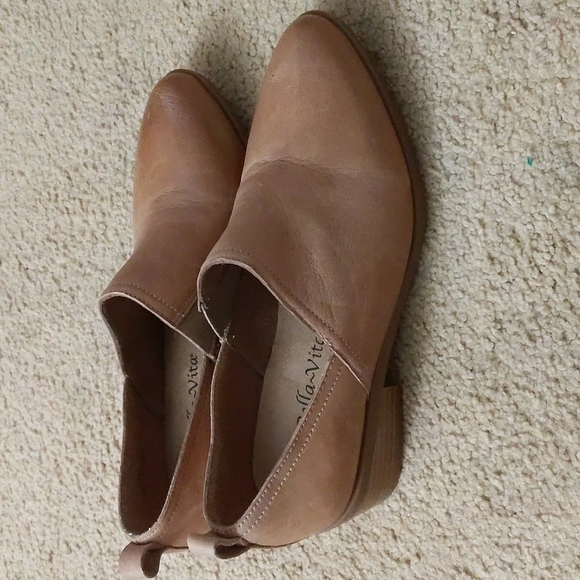 Bella Vita Tan Porter Shooties Heeled Ankle Shoes Size 6W - Picture 6 of 13